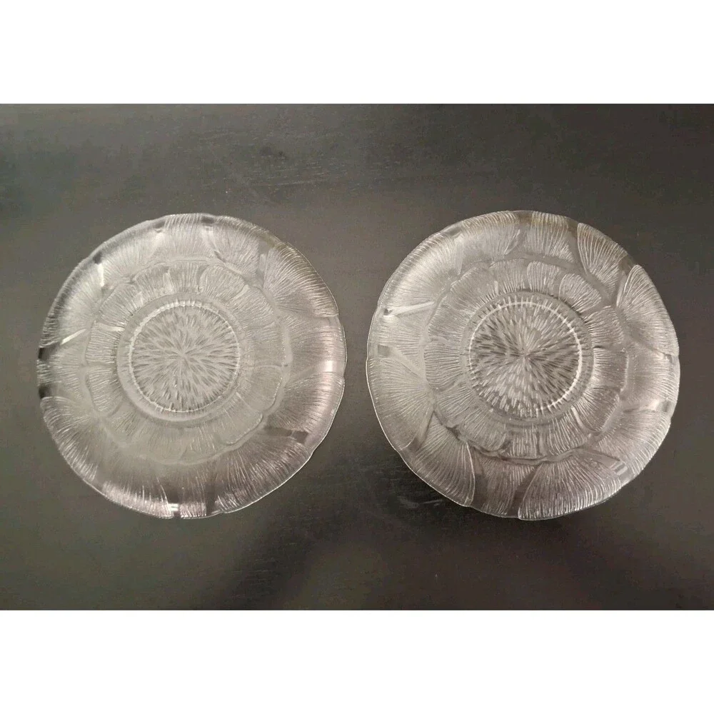 Set of 4 Arcoroc Fleur Clear Glass Cup Saucer Made in France 5 3/8